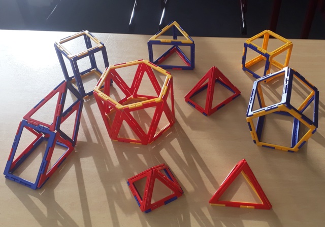 Mathematische Koerper 8